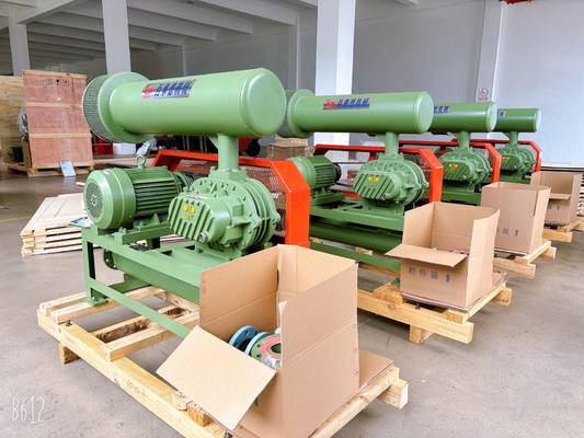 4.89-17.86m3 / دقیقه 100mm بندر دی آمپر 10KPA - 50 KPA روتاری Tri Lobe Roots Blower قابل اعتماد هوا رسان