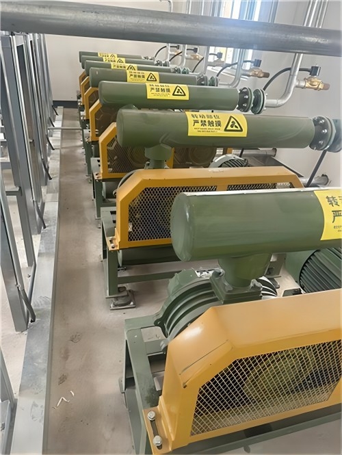 7000mmAq Blower RPM1250 37KW Three Lobe Roots Blower برای صنایع پالپ و کاغذ